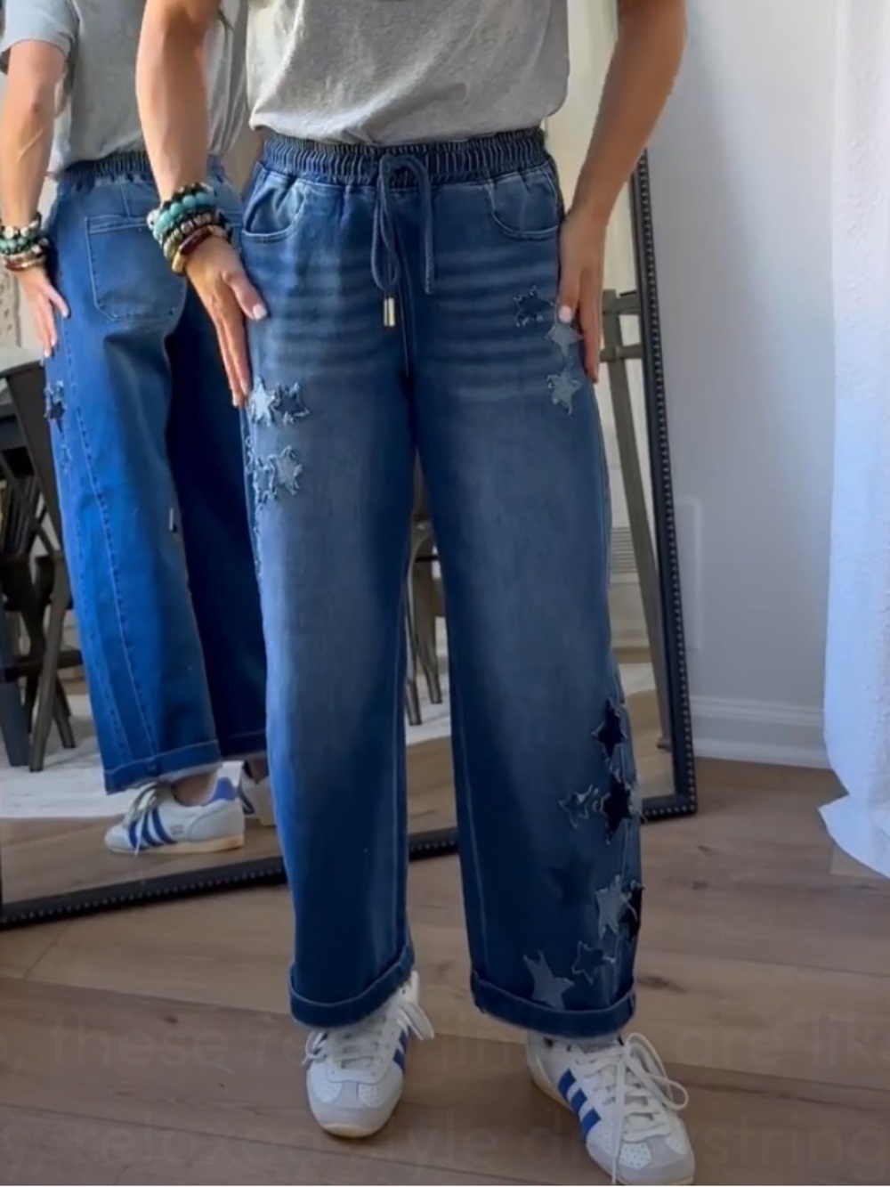 Risen Women's Blue Star-Appliqué Relaxed Jeans🚌